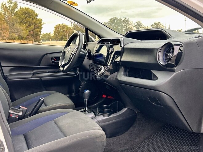 Toyota Aqua 2020, 100,977 km - 1.5 л - Gəncə