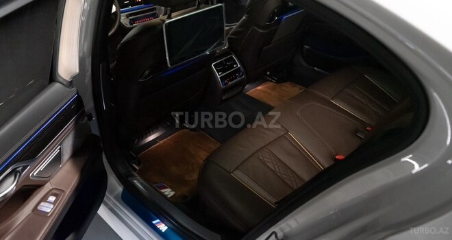 BMW 740 2017, 67,000 km - 3.0 l - Bakı