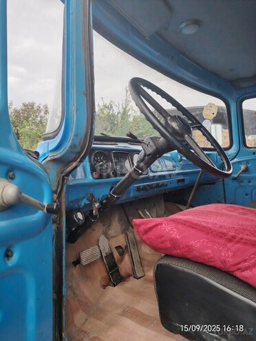 ZIL 130 1992, 28,000 km - 4.5 l - Sabirabad