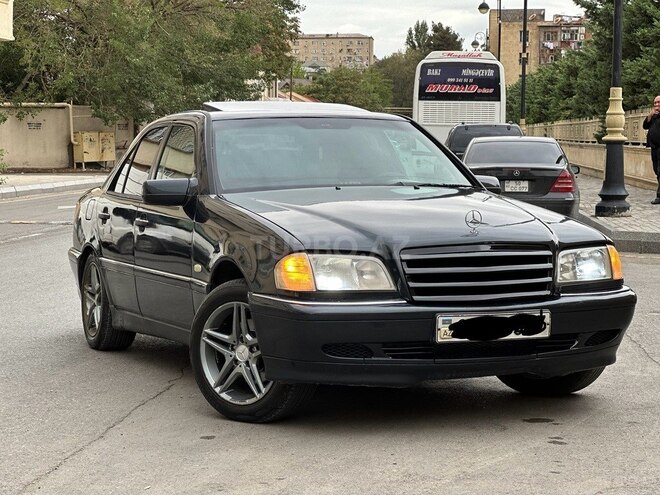 Mercedes C 240 1999, 195,410 km - 2.4 l - Bakı