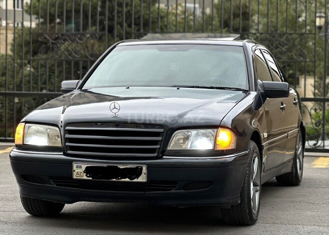 Mercedes C 240 1999, 195,410 km - 2.4 l - Bakı