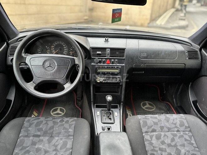 Mercedes C 240 1999, 195,410 km - 2.4 l - Bakı