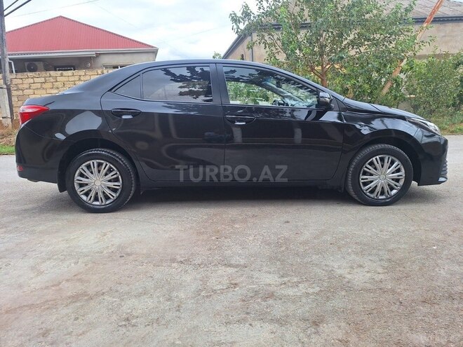 Toyota Corolla 2018, 181,000 km - 1.6 l - Bakı
