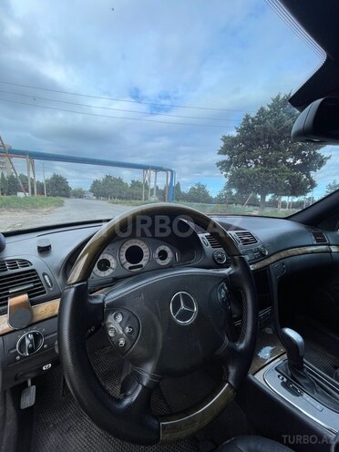 Mercedes E 270 2002, 356,000 km - 2.7 l - Bakı