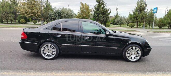 Mercedes E 240 2004, 348,227 km - 2.6 l - Bakı