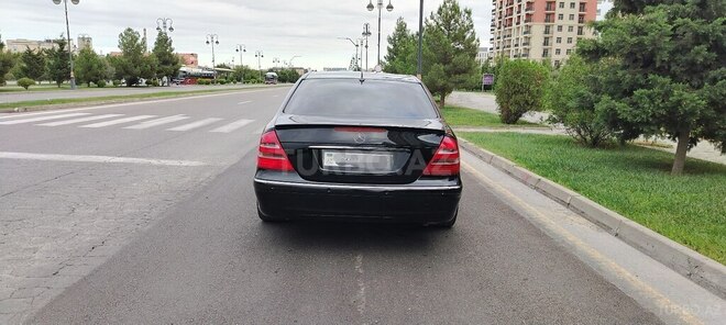 Mercedes E 240 2004, 348,227 km - 2.6 l - Bakı