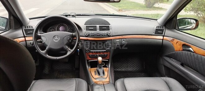 Mercedes E 240 2004, 348,227 km - 2.6 l - Bakı
