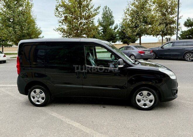 Opel Combo 2015, 229,600 km - 1.3 l - Bakı