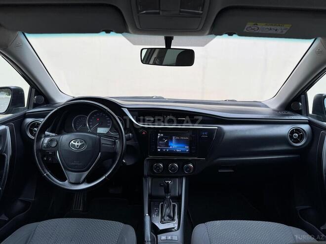 Toyota Corolla 2016, 214,123 km - 1.6 l - Bakı