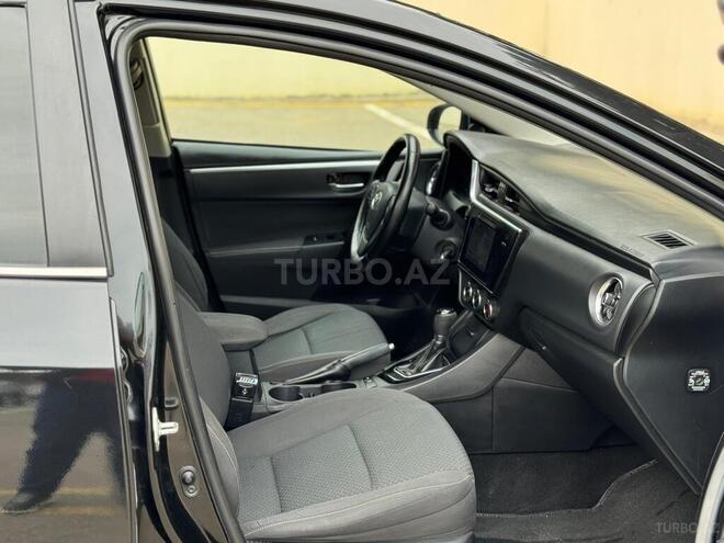 Toyota Corolla 2016, 214,123 km - 1.6 l - Bakı