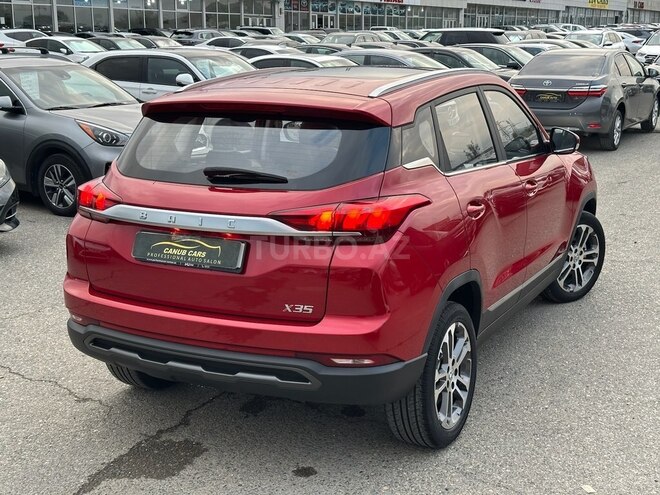 Baic X35-8