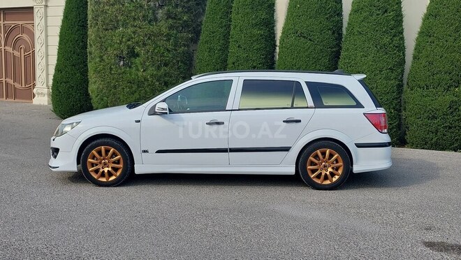 Opel Astra 2004, 212,000 km - 1.4 л - Bakı