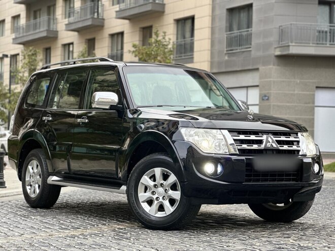 Mitsubishi Pajero 2014, 130,000 km - 3.8 л - Bakı