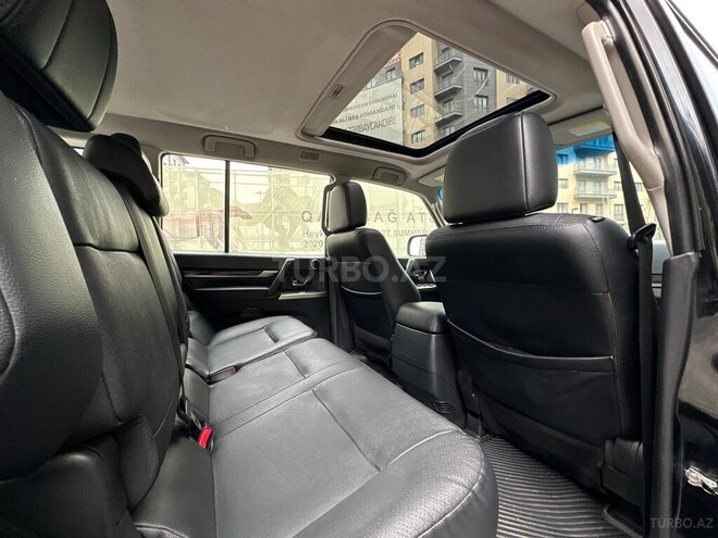 Mitsubishi Pajero 2014, 130,000 km - 3.8 л - Bakı