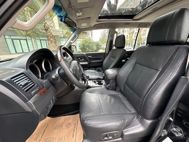 Mitsubishi Pajero 2014, 130,000 km - 3.8 л - Bakı