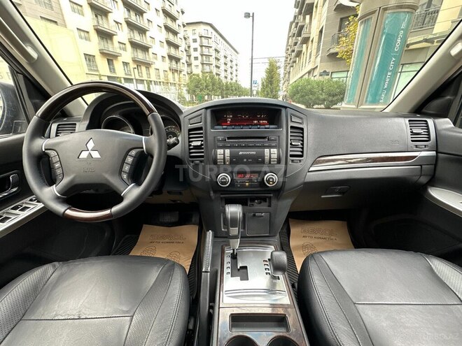 Mitsubishi Pajero 2014, 130,000 km - 3.8 л - Bakı