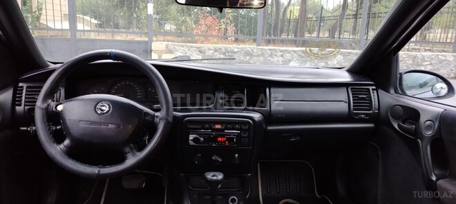Opel Vectra 1996, 512,746 km - 1.6 l - Şəki