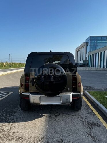 Land Rover Defender-3