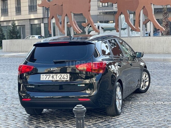 Kia  2016, 220,000 km - 1.6 l - Bakı