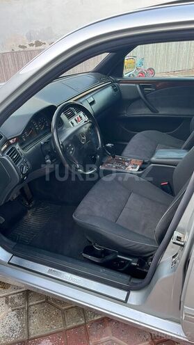 Mercedes E 240 2000, 279,154 km - 2.4 l - Sabirabad