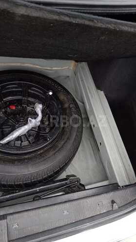 Mercedes E 240 2000, 279,154 km - 2.4 l - Sabirabad