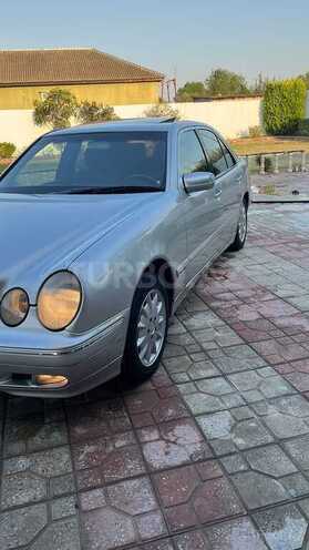 Mercedes E 240 2000, 279,154 km - 2.4 l - Sabirabad
