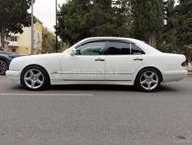 Mercedes E 240 1998, 310,000 km - 2.4 l - Bakı