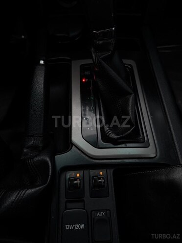Toyota Land Cruiser Prado 2011, 210,000 km - 2.7 l - Bakı