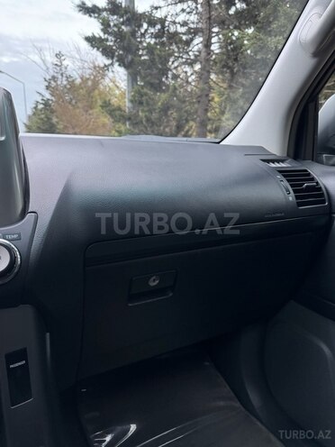 Toyota Land Cruiser Prado 2011, 210,000 km - 2.7 l - Bakı