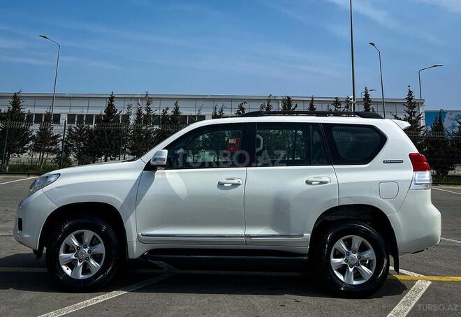 Toyota Land Cruiser Prado 2011, 272,000 km - 2.7 l - Bakı