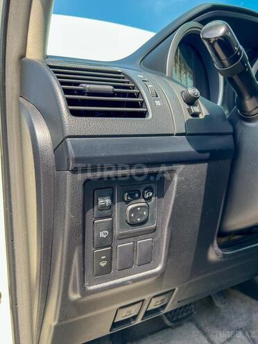 Toyota Land Cruiser Prado 2011, 272,000 km - 2.7 l - Bakı