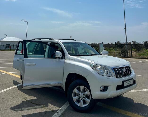 Toyota Land Cruiser Prado 2011, 272,000 km - 2.7 l - Bakı