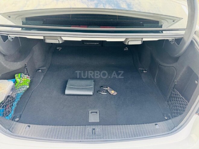 Mercedes E 200 2014, 107,295 km - 2.0 l - Bakı