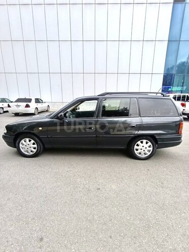 Opel Astra 1998, 365,000 km - 1.6 l - Mingəçevir