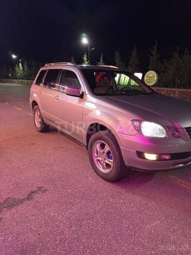 Mitsubishi Airtrek 2003, 330,215 km - 2.4 л - Quba
