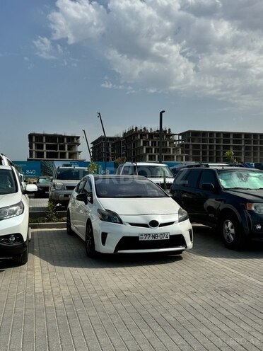 Toyota Prius 2014, 390,000 km - 1.8 л - Bakı