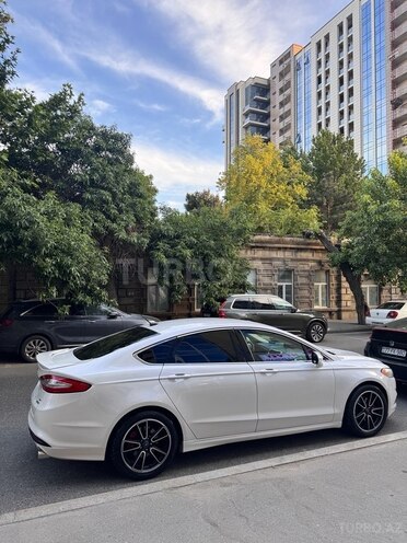 Ford Fusion (North America) 2014, 190,000 km - 2.5 l - Bakı