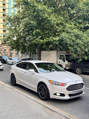 Ford Fusion (North America) 2014, 190,000 km - 2.5 l - Bakı