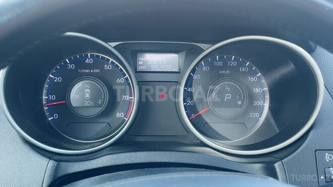 Hyundai ix35 2014, 95,000 km - 2.0 l - Bakı
