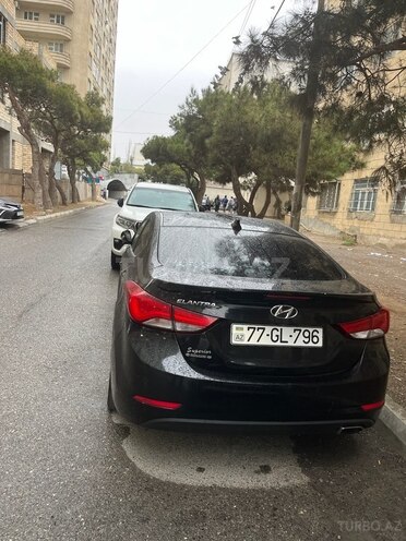 Hyundai Elantra 2015, 193,121 km - 2.0 l - Bakı