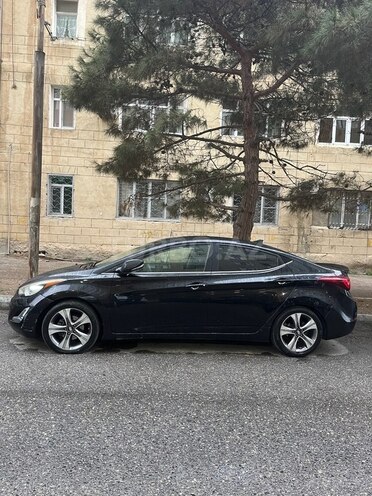 Hyundai Elantra 2015, 193,121 km - 2.0 l - Bakı