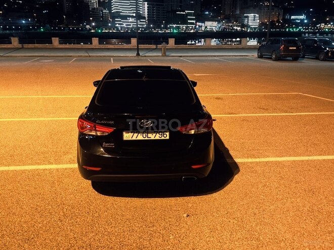 Hyundai Elantra 2015, 193,121 km - 2.0 l - Bakı