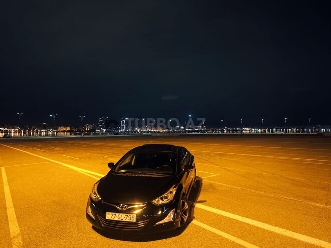 Hyundai Elantra 2015, 193,121 km - 2.0 l - Bakı