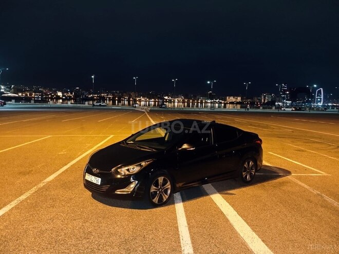 Hyundai Elantra 2015, 193,121 km - 2.0 l - Bakı