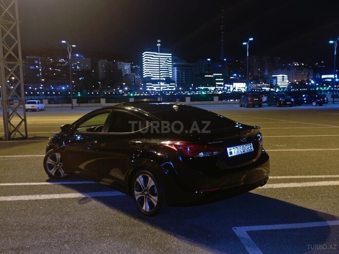 Hyundai Elantra 2015, 193,121 km - 2.0 l - Bakı