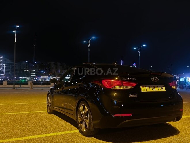 Hyundai Elantra 2015, 193,121 km - 2.0 l - Bakı