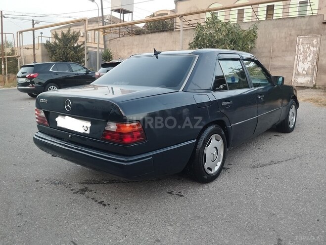 Mercedes  1991, 234,650 km - 2.0 л - Bakı