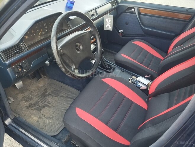 Mercedes  1991, 234,650 km - 2.0 л - Bakı