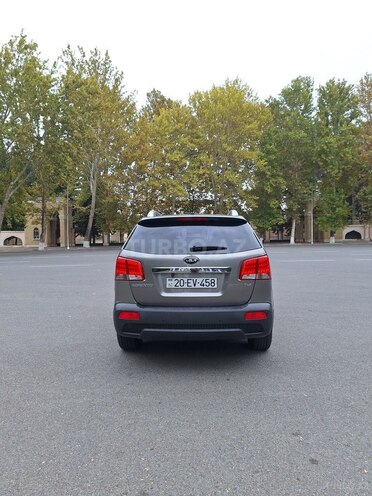 Kia Sorento 2011, 214,000 km - 2.0 l - Mingəçevir