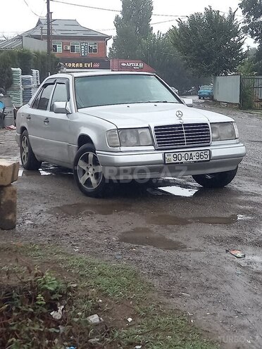 Mercedes E 200 1993, 546,650 km - 2.0 l - Masallı
